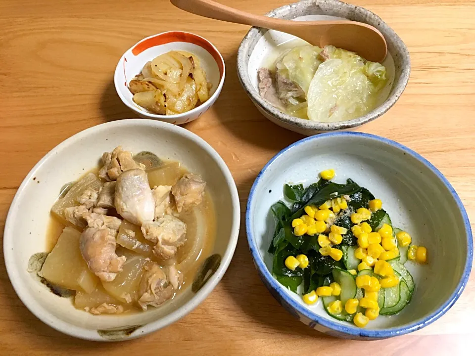 鶏大根の煮物⭐️酢の物⭐️豚肉とキャベツの重ね蒸し⭐️ジャーマンポテト|ほなさん