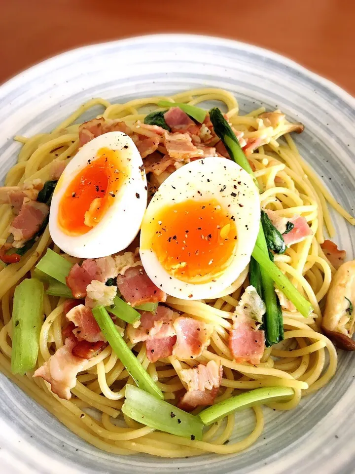 半熟卵のバジルソースパスタ🌸|may☆chanさん