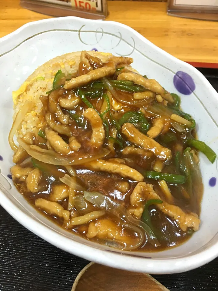 東竜の肉チャーハン@西新橋|Yasuhiro Koikeさん