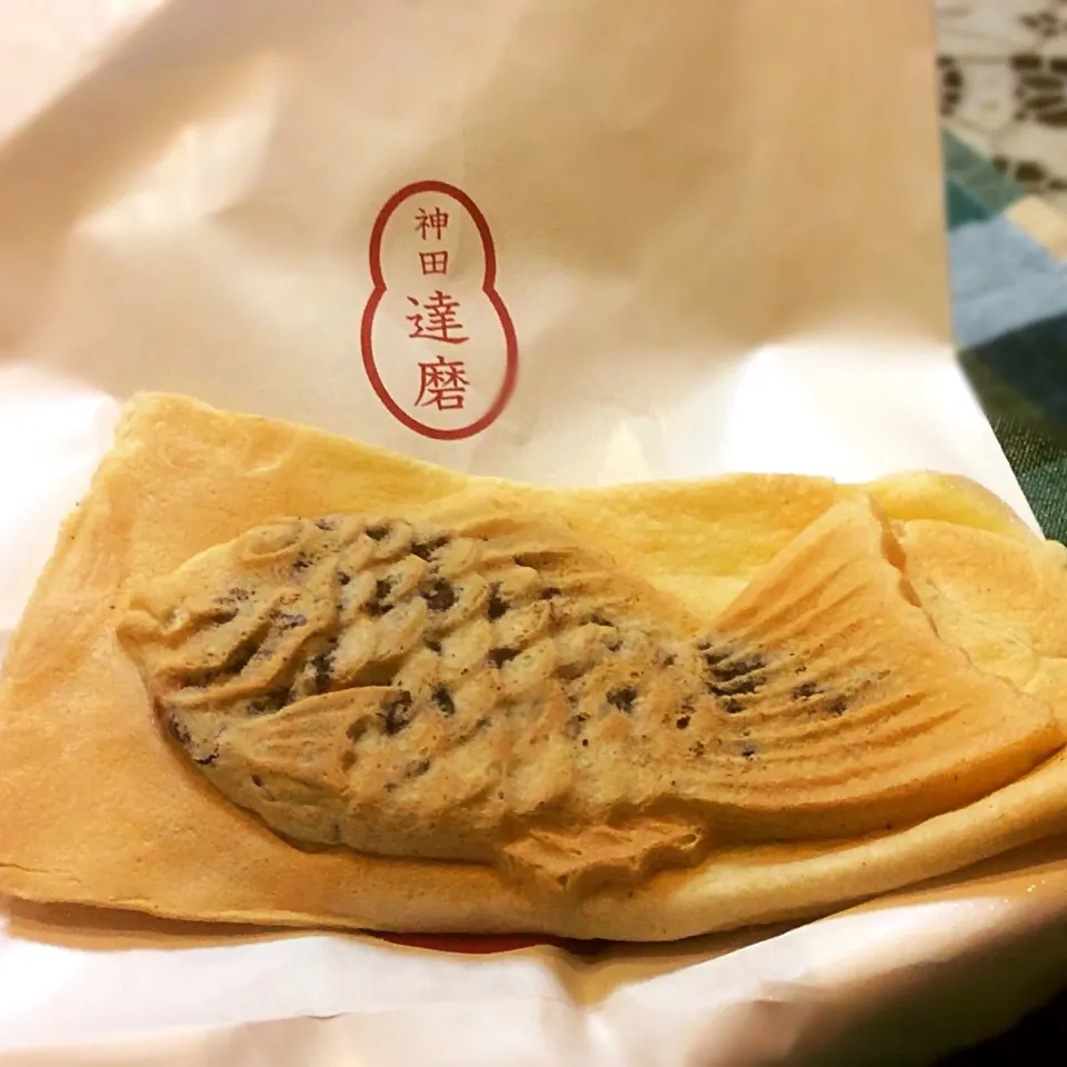 今宵のオヤツ😋「神田達磨さんの鯛焼き🐟」😻|アライさんさん