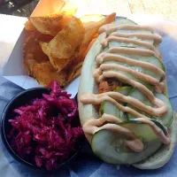 soft shell crab po-boy, remoulade, pickles, house chips|Ryderさん