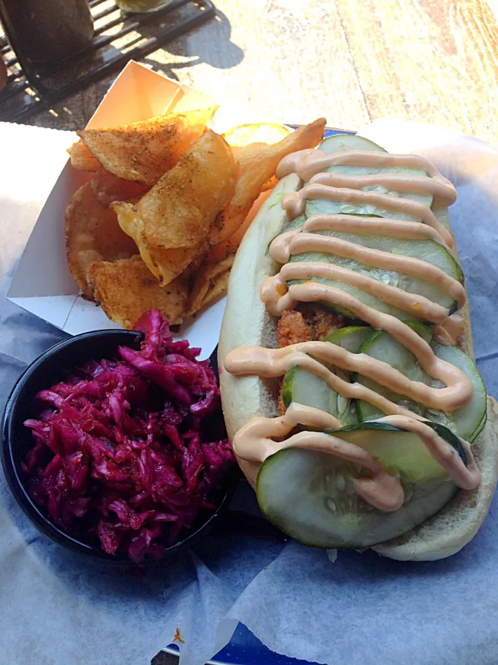 soft shell crab po-boy, remoulade, pickles, house chips|Ryderさん