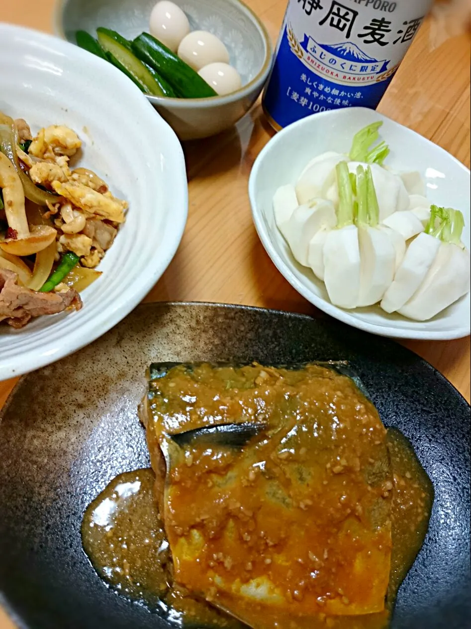 ムスメ作  「鯖の味噌煮」😊 本人 自画自賛👍😁✨
他、かぶのぬか漬け、 ピクルスなどは 母作 です😁✌|yucaxxxさん