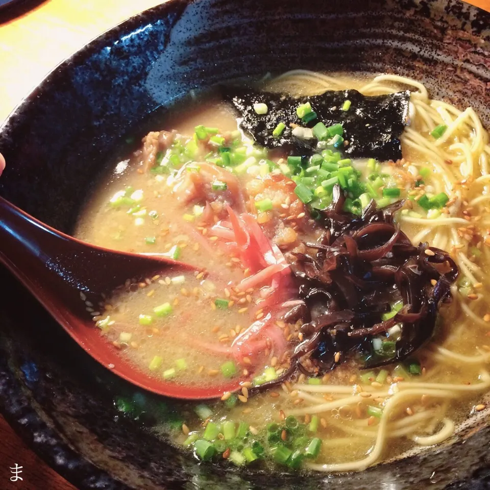 Snapdishの料理写真:自家製スープのとんこつラーメン|まる(丸大豆)さん