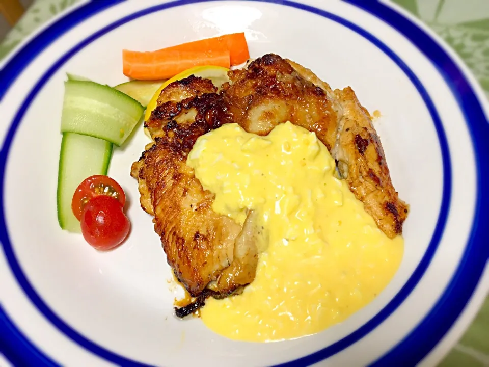 Yogurt chicken fry with plain yogurt tartar sauce 🍽 dinner for tonight health is wealth Bon appetite|Babyluv Cabrera Ocampoさん