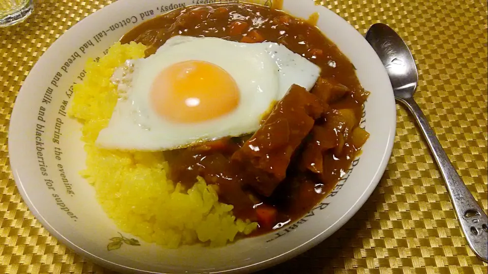 カレー😋|お母の大皿さん