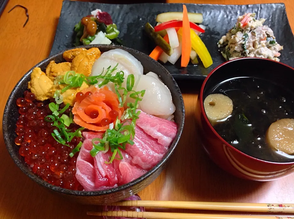 イクラの醤油漬けwith海鮮丼|カオーリャさん