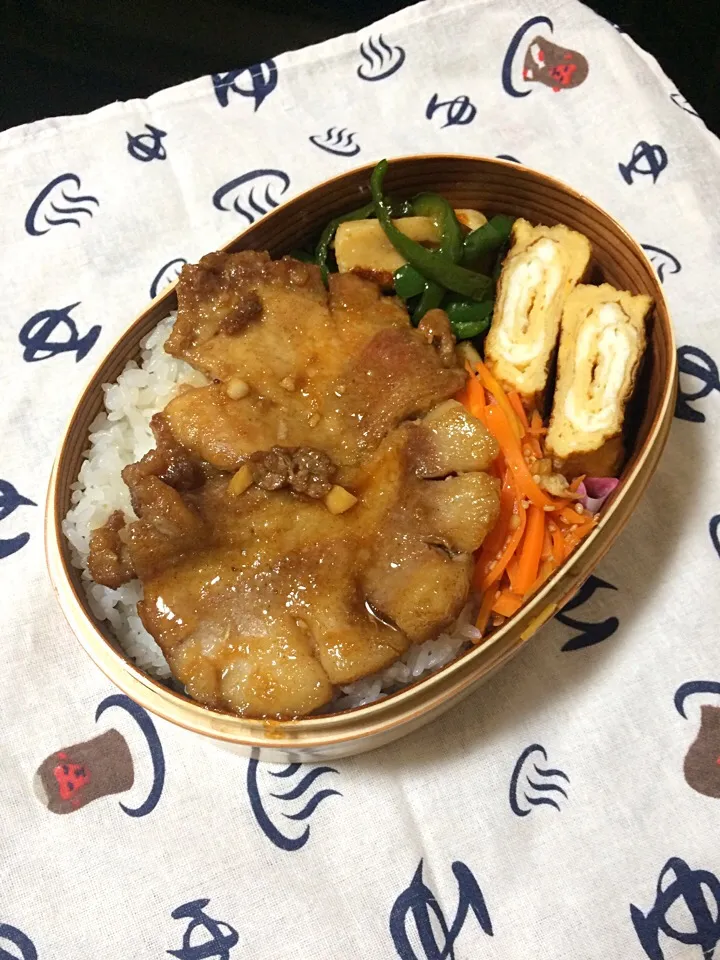 Snapdishの料理写真:ポークソテー弁当|にゃおさん