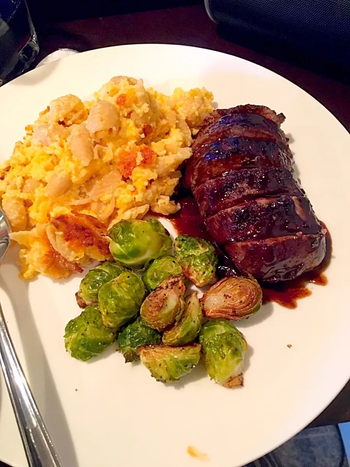 Duck breast. Brussel sprouts. Homemade macaroni and cheese.|ThaVirgo86さん