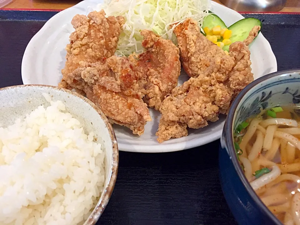 Snapdishの料理写真:ドカ盛り唐揚げ定食|Masahiko Satohさん