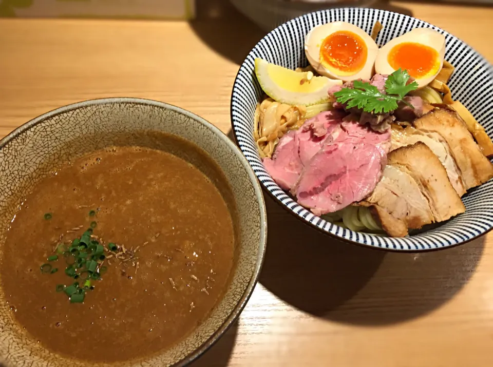 ラム豚骨つけ麺 全部のせ|toshi,I🍴さん