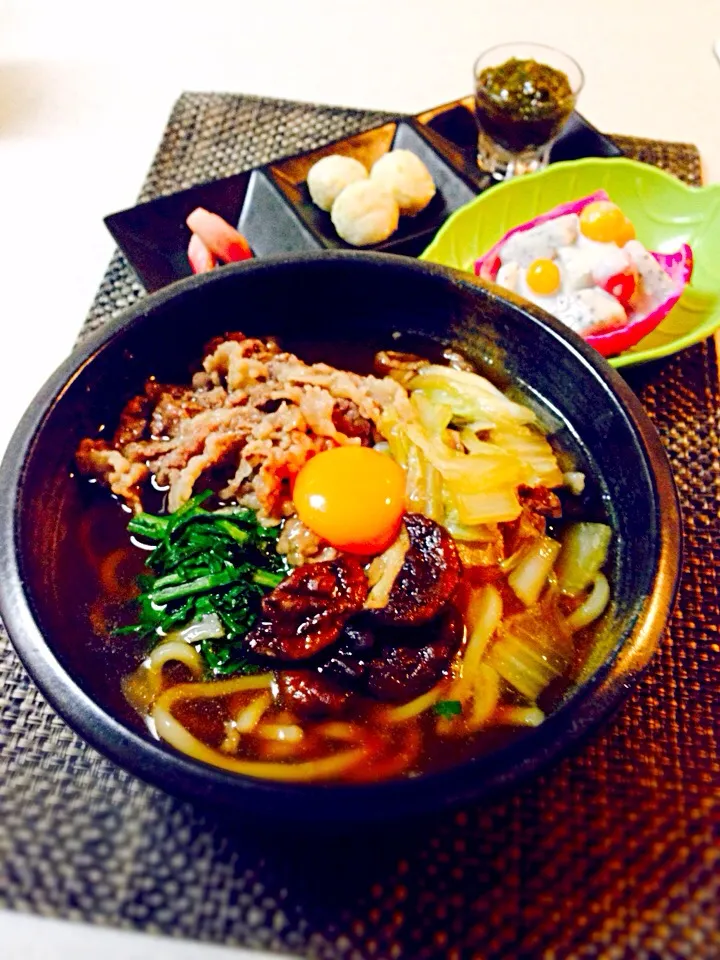 今日の晩御飯/幸せを呼ぶ青いアローカナ卵でうどんすき＆ミョウガの酢漬け・里芋の柚子胡椒和え・ギバサ＆ドラゴンフルーツとトマトのサラダ|BabyRIKAさん