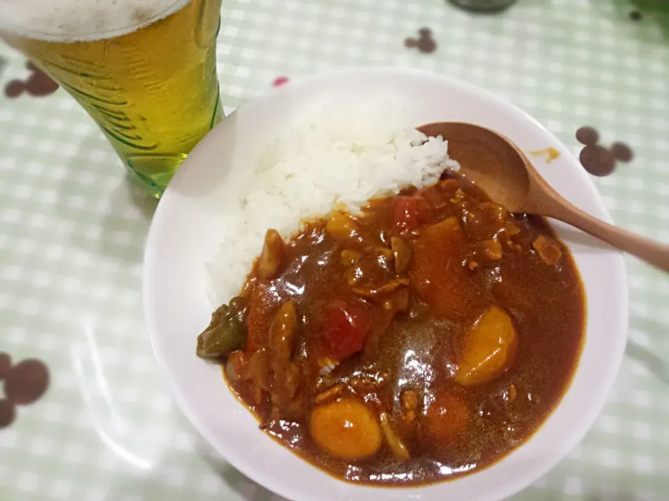 晩ごはん。久々のカレーライス😊🍺|Mitsuhiro.Sさん