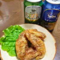 Snapdishの料理写真:名古屋っぽい手羽先と銀河高原ビール♪|くるりくらさん