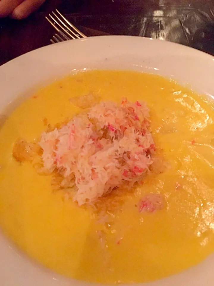 Snapdishの料理写真:Crab corn chowder|scout o'garaさん