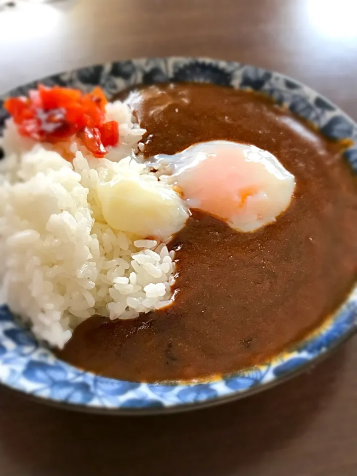 カレー
温玉乗せ！|sakiさん