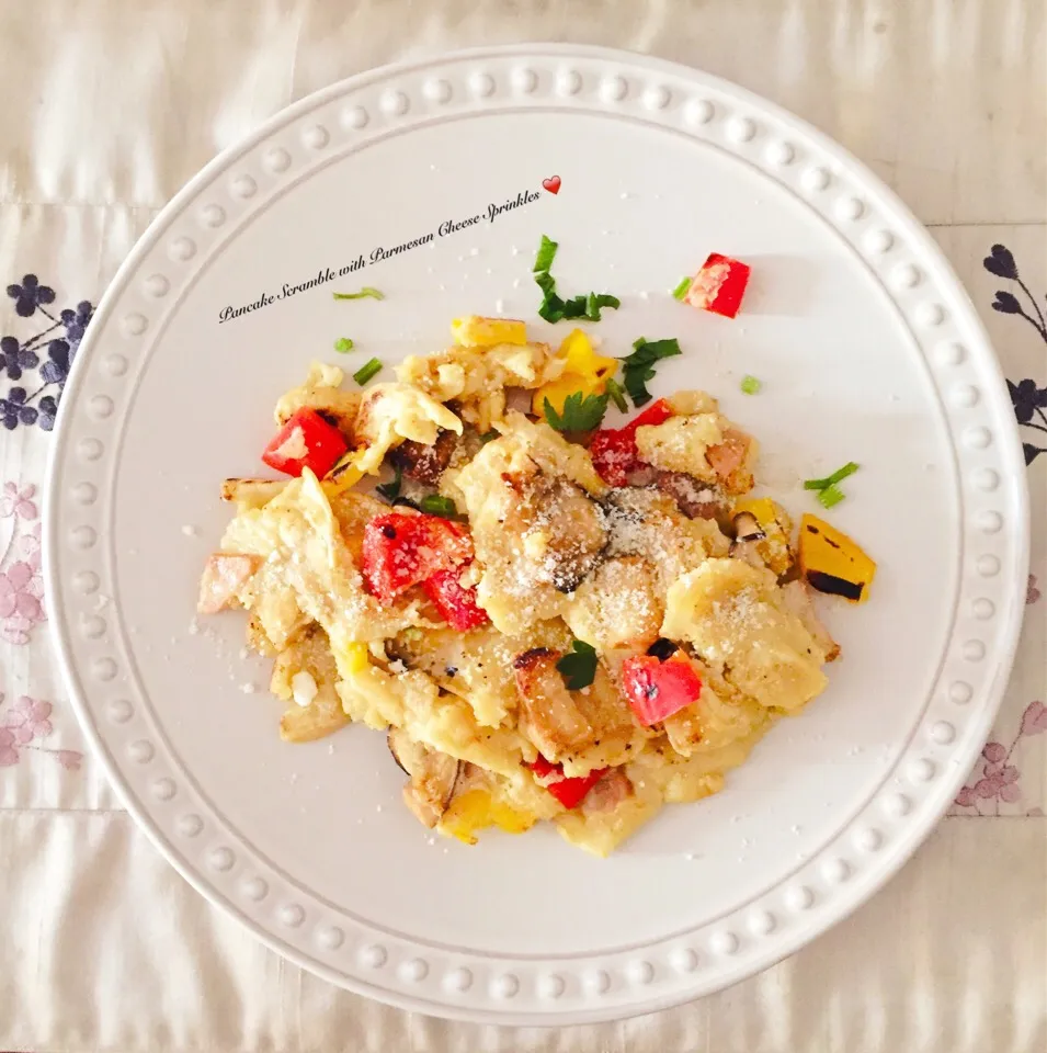 Pancake Scramble with Parmesan Cheese Sprinkles ❤️ capsicums and vege fish chips"|Indulgeさん