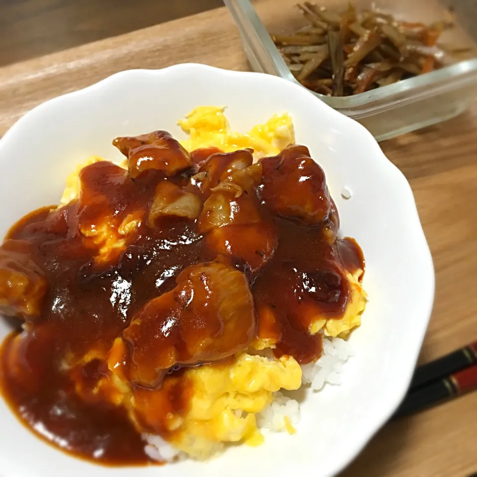 オムライス丼、きんぴら|たまさん