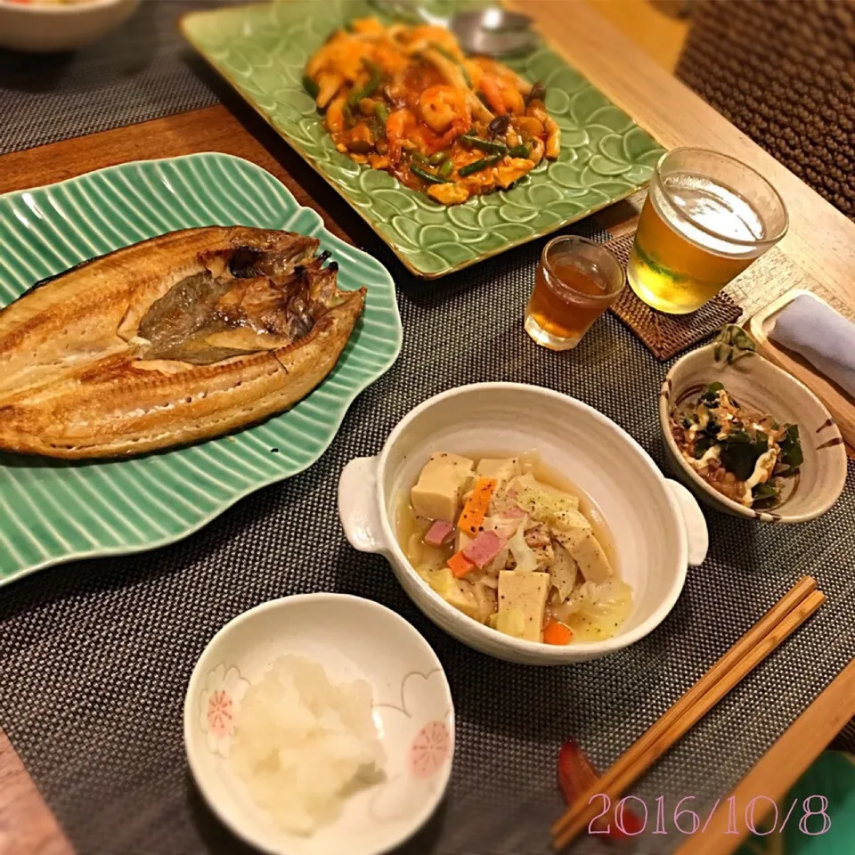 海老チリ
焼き魚／ほっけ
高野豆腐とキャベツのコンソメスープ煮
納豆とオクラ、わかめのサラダ|𓇼 Ⓢ Ⓗ Ⓘ Ⓝ Ⓞ Ⓑ Ⓤ 𓇼さん