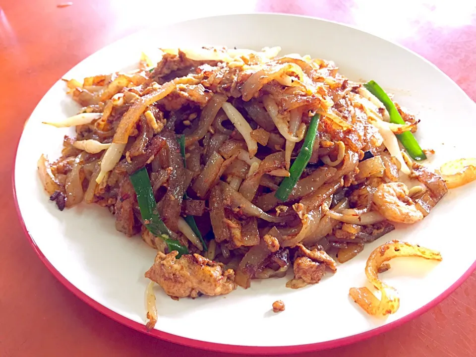 Stir fried rice flat noodles|Sky Blueさん