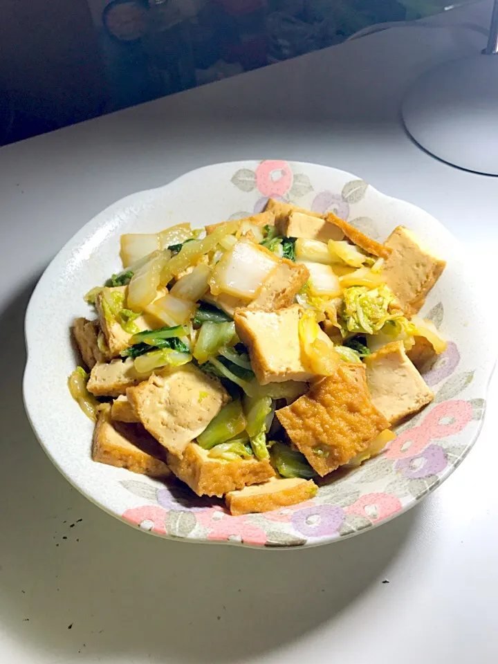 白菜と厚揚げの炒め物|あっこさん