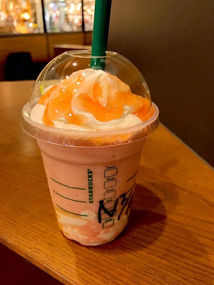 スタバのNECTARINE
フラペチーノ🍑|Loveミニーさん