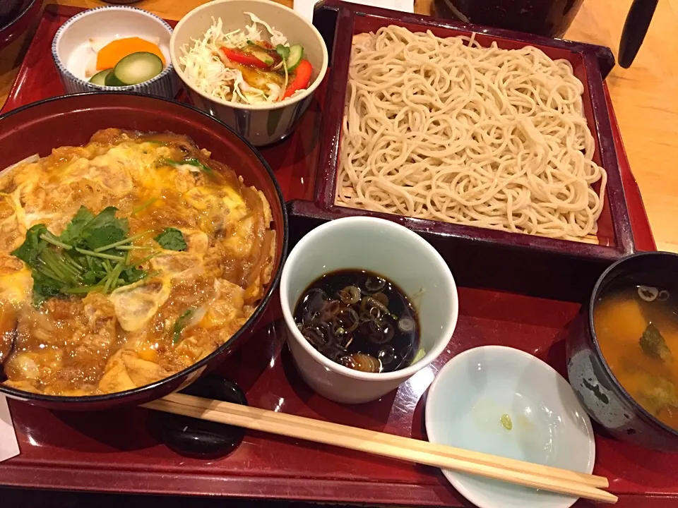 サービス丼ランチ|wildcat山猫さん