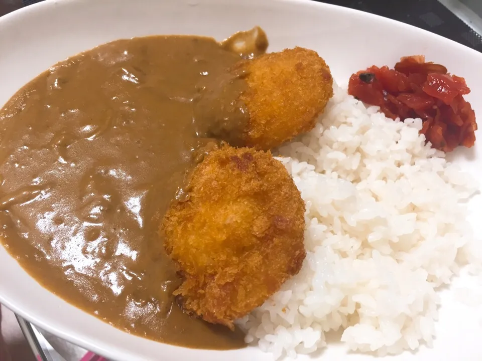 クリームコロッケカレーライス〜🍛|たぁちさん