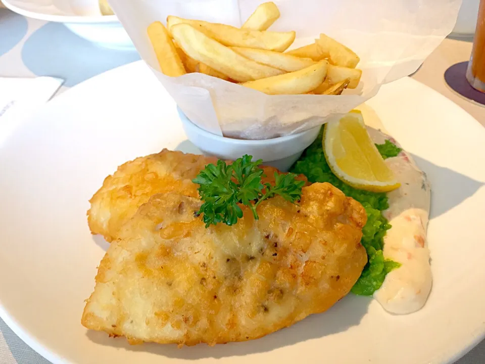 Garoupa fish & chips|Sky Blueさん