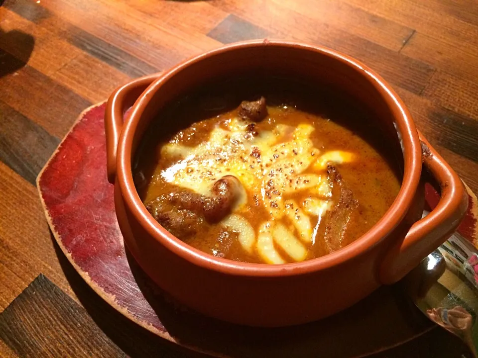 牛すじの焼きチーズカレー|なっぴさん