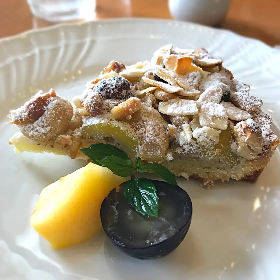 Chestnut & mixed nuts tart|Junya Tanakaさん