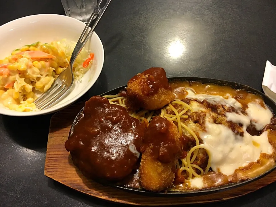 Snapdishの料理写真:トルコライス🇹🇷これは大人のお子様ランチ🍳|もっちさん