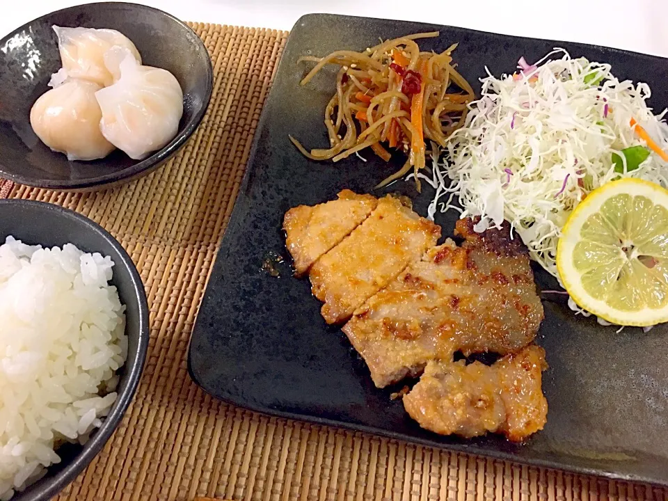 鹿児島黒豚の味噌漬け焼き定食🐖|Jessy♡さん