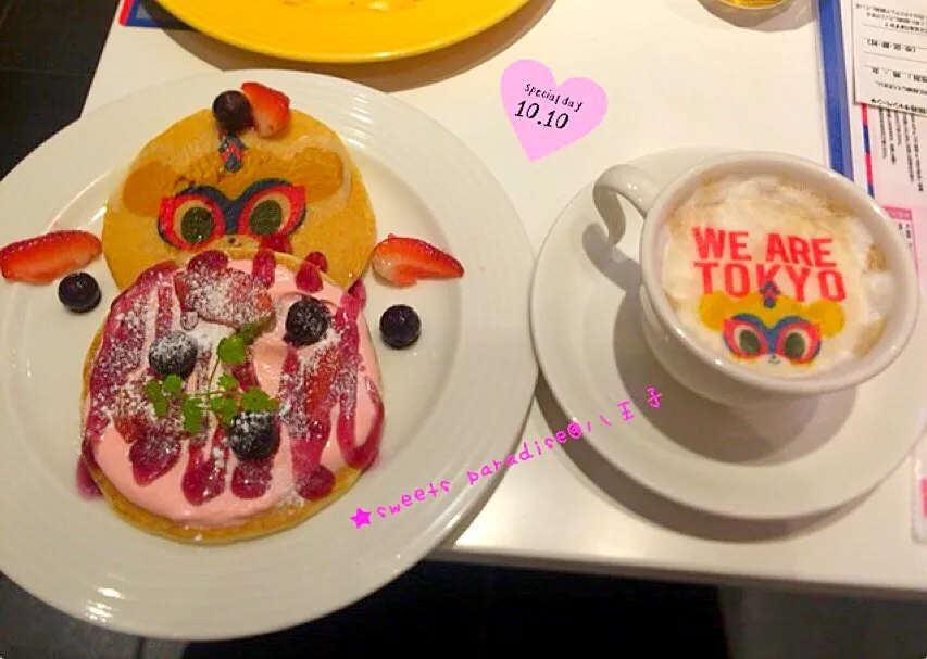 ★☆おでかけランチ☆★「F.C.TOKYO×SWEETS PARADISE」コラボカフェ☆fc東京マスコット・東京ドロンパンケーキ＆ラテ♪|さとみさん