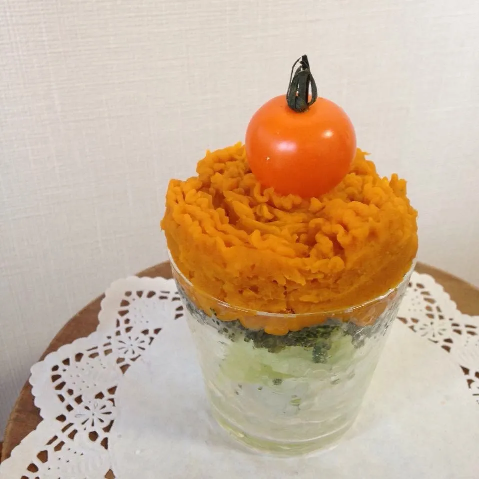 ハッピーハロウィン🎃サラダパフェ|D⍢⃝T.RECIPE 管理栄養士さん