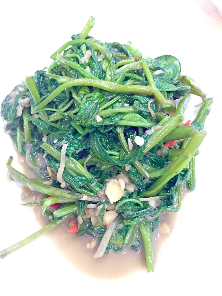 Fried kangkong with fermented beancurd|Sky Blueさん