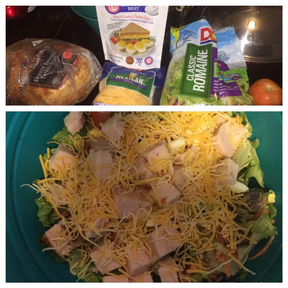 Lunch- mixed greens, boiled egg, tomato, mexican style shredded cheese & chipotle seasoned turkey breast. w/white pepper & roasted garlic & herb seasoning|Richard Thompsonさん