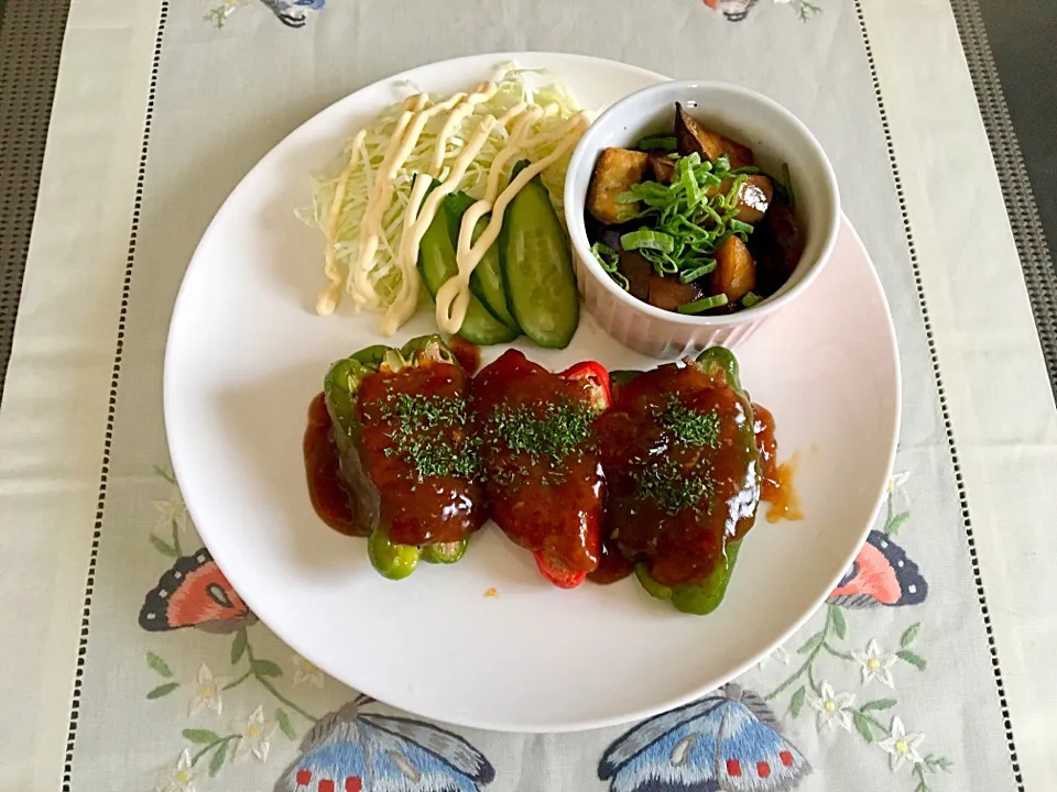 とろ〜りうまタレのピーマンの肉詰めのご飯|みよさん