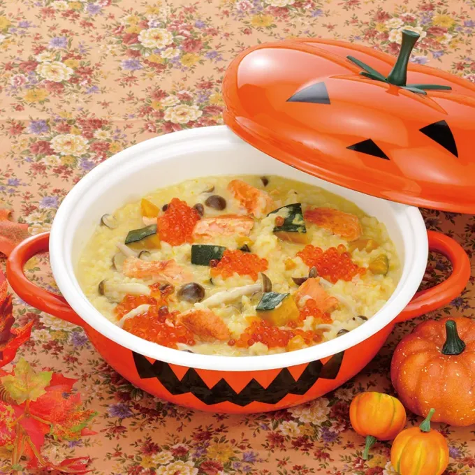 食卓で楽しむハロウィン！「かぼちゃと鮭のクリームリゾット」|和平フレイズ株式会社さん