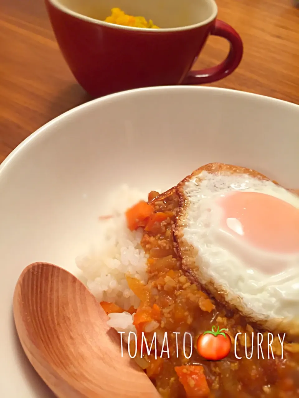 Snapdishの料理写真:ゆっこさんの料理 トマトカレー♪目玉焼き|りまこさん