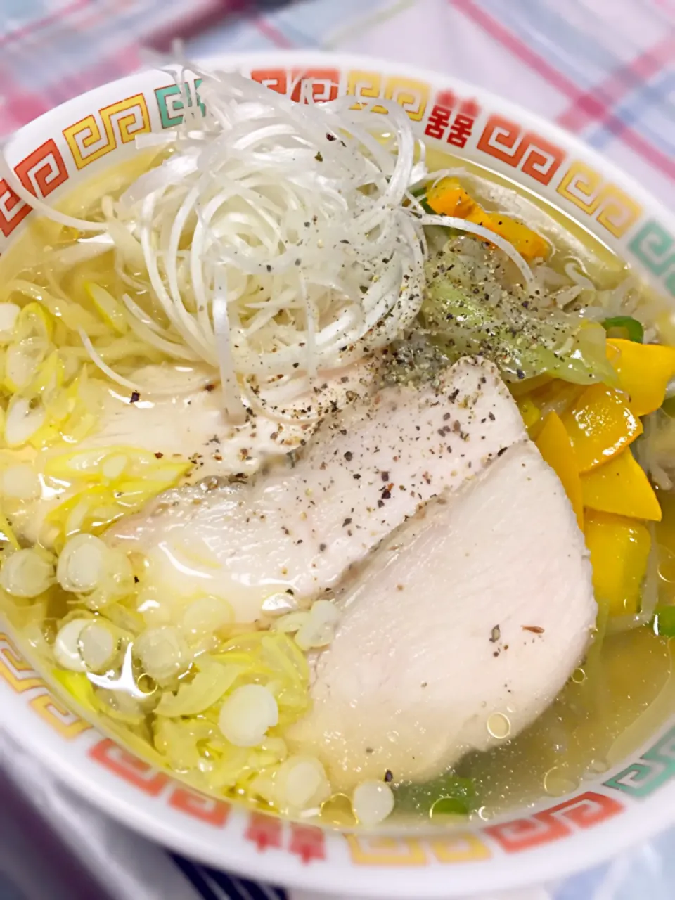 塩野菜ラーメン 鶏ガラスープ|Shiho Hashimotoさん