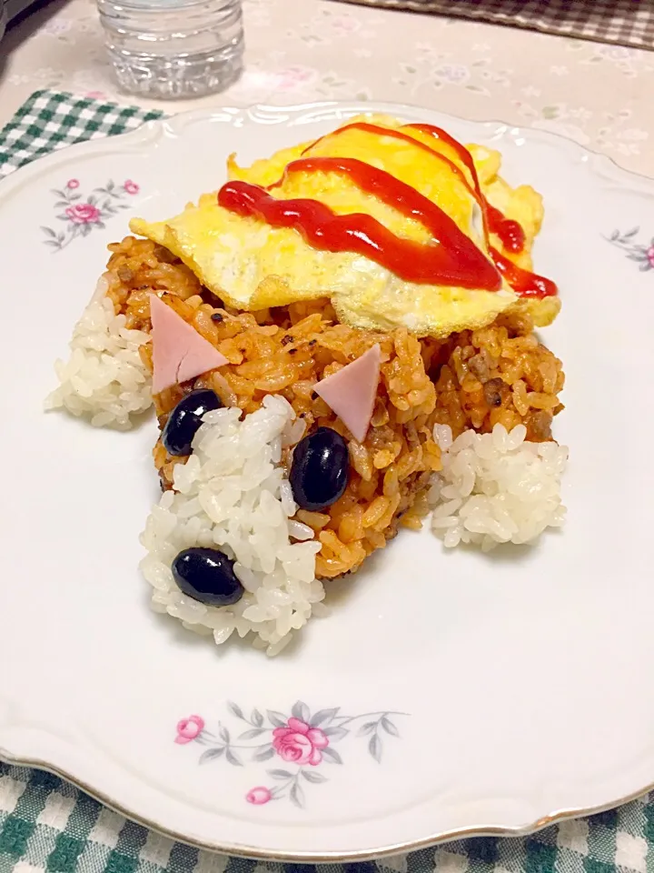 Snapdishの料理写真:コーギーオムライス|Yumeko Kusayanagiさん