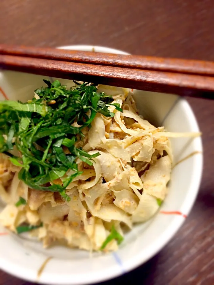 ことり*さんの料理 鯖の味噌煮缶とごぼうの
　　　　　マヨネーズ和え*|るん♪さん