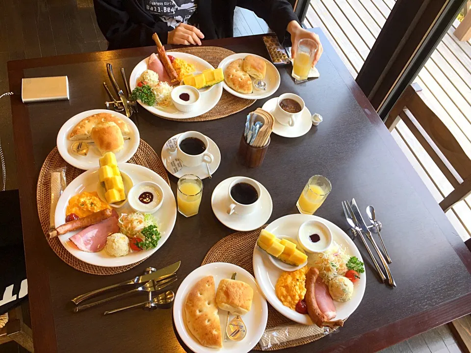 Snapdishの料理写真:海辺のテラスでモーニング@伊豆下田オーシャンブルーヘブン(๑>◡<๑)|マニラ男さん