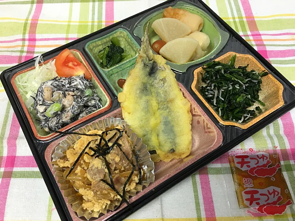 他人丼の具 日替わり弁当 豊川市宅配|Naokazu Kuritaさん