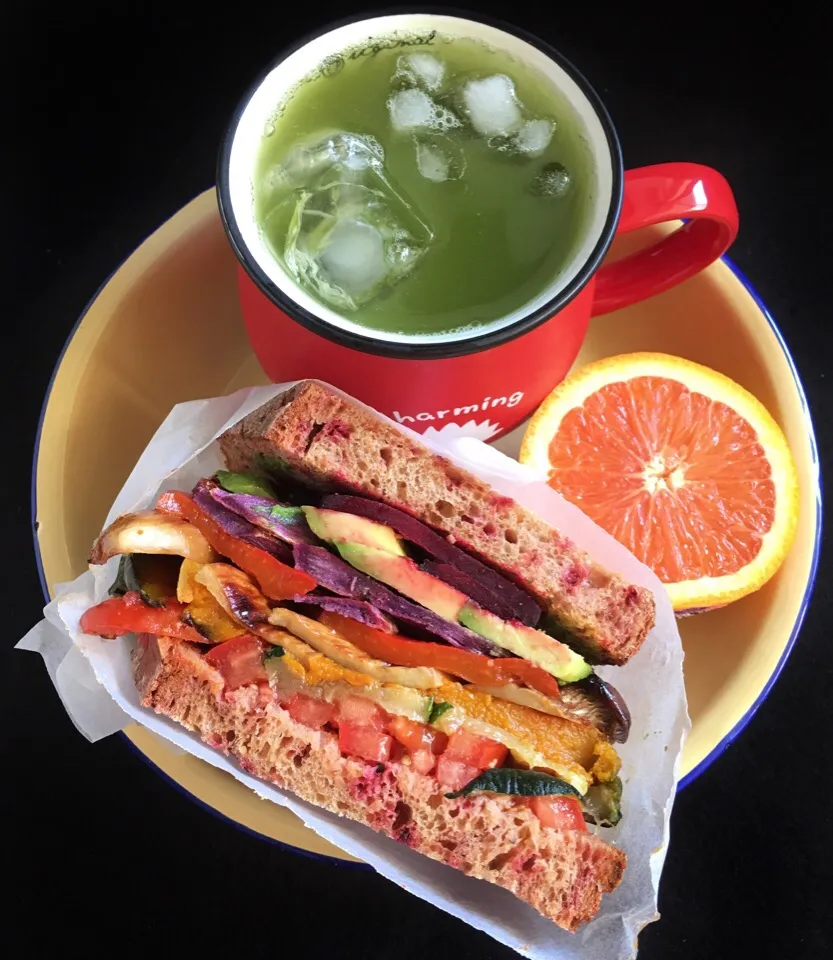 Grilled vegetables sandwich, iced matcha, 🍊 for breakfast|coxiella24さん