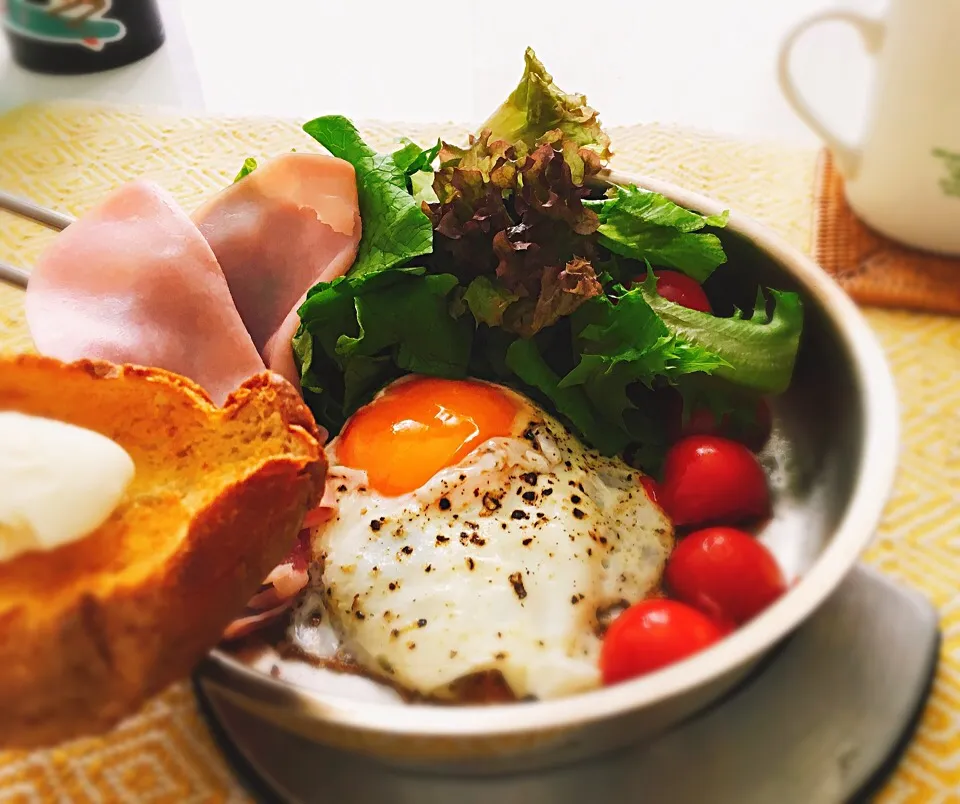 朝ごはん。フィスラーのステンレスフライパン|Makanaさん