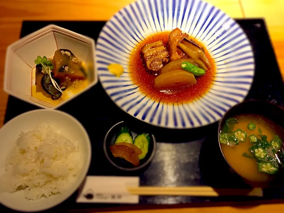 本日の日替わりランチ『豚の角煮ランチ』|hauuuu1113さん