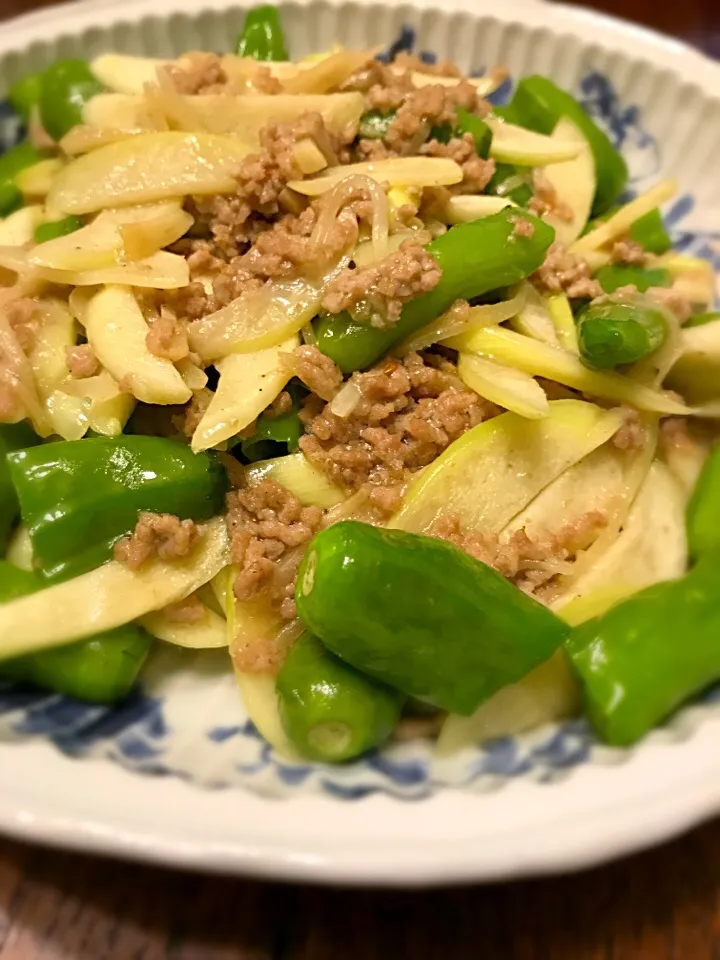 マコモダケとシシトウの炒め物|成瀬裕由さん