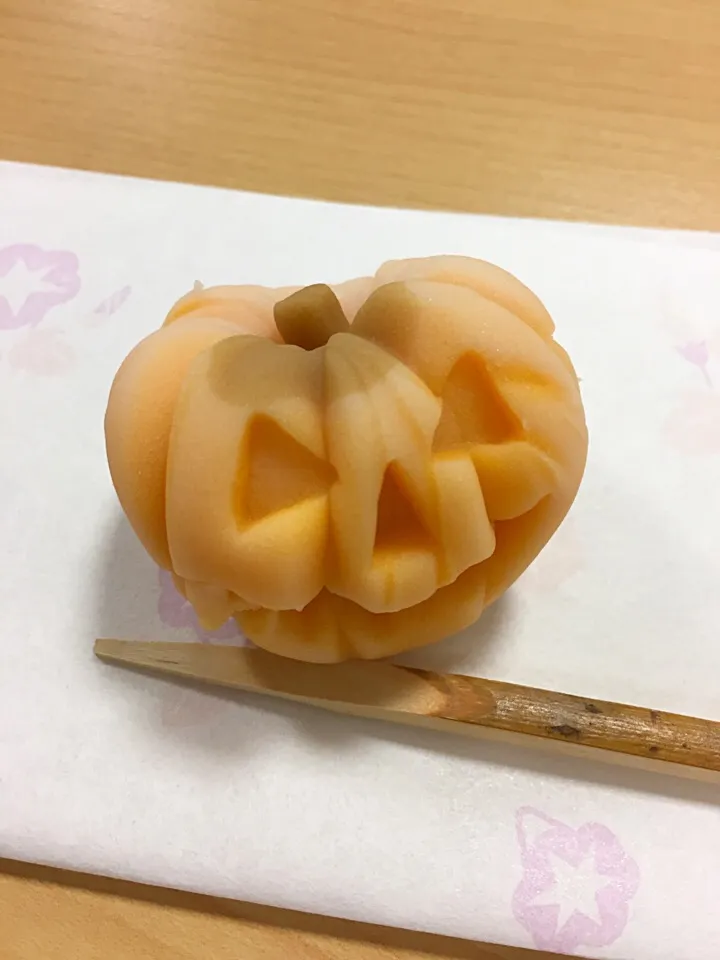 お茶会でハロウィン
和菓子でハロウィン|まんまるさん